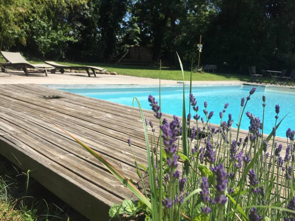 La Grange De La Batone - Bed And Breakfast Messimy-sur-Saone Εξωτερικό φωτογραφία